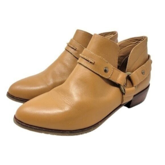 KDB Kelsi Dagger | Leather Buckle Slip on Boot Tan Brown - Picture 1 of 14